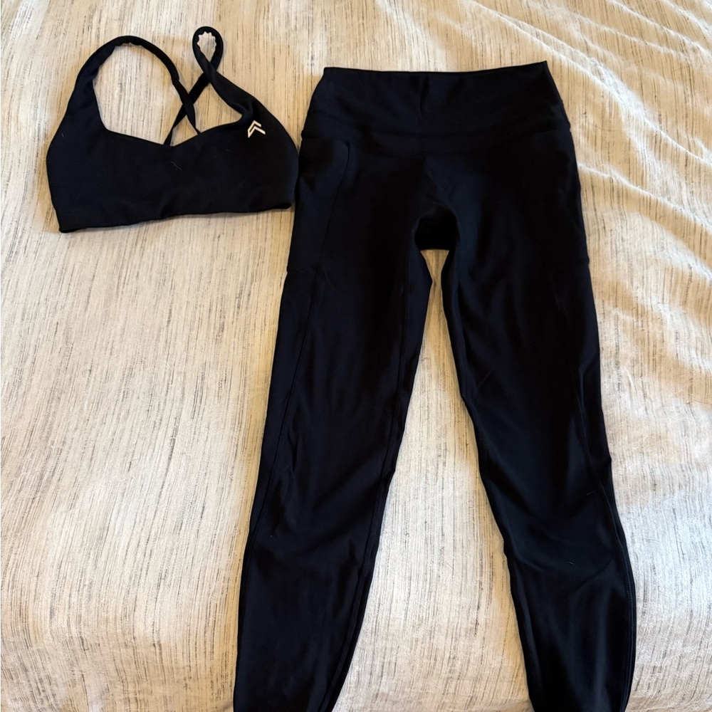 Oner Active Black Unified Leggings and EasyLift Sports Bra Set